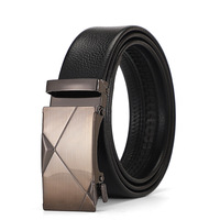 2023 gros personnalisé nouveau réglable décontracté automatique boucle ceinture mode Luxurury hommes d'affaires noir Imitation cuir ceintures