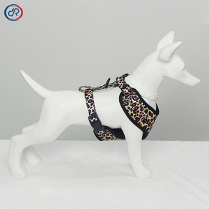 OKKPETS プリント柄 ドッグハーネスセット デザイナーズ オリジナル ペットハーネス ソフトネオプレン 豪華なレオパード柄 調節可能なネックハーネス - Product Image 2