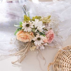 Ramo de Flores Artificiales Starburst, Rosas para Decoración de Bodas y Hogar CF01341 - Product Image 1