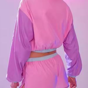 Nouvelle Arrivée Vente Chaude Survêtements pour Femmes Sportifs Manches Longues Crop Top Taille Élastique Shorts en Nylon pour Femmes - Product Image 4