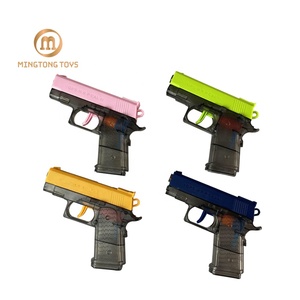 Vente en gros d'été pour enfants Petit <span class=keywords><strong>pistolet</strong></span> à main rose jaune bleu <span class=keywords><strong>vert</strong></span> Logo personnalisé Mini <span class=keywords><strong>pistolet</strong></span> à <span class=keywords><strong>eau</strong></span> en plastique transparent noir pour la plage - Product Image 1