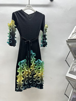 Robe plissée Miyake décontractée grande taille à col en V, nouveau style avec volants, couleur unie, offre ODM en gros
