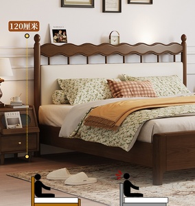 Cama de Plataforma em Madeira Maciça com Cabeceira Estofada Ondulada e Conjunto de Criados-Mudos – Conjunto de Móveis Modernos e Minimalistas para Quarto - Product Image 3