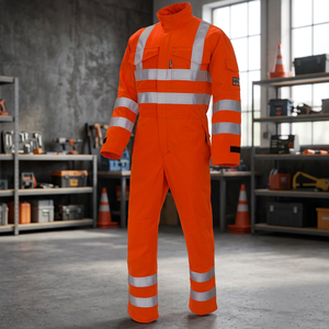 Combinaison imperméable Volt Shield FR résistante aux arcs électriques et aux flammes, haute visibilité, taille ajustable pour une sécurité extrême, fabriquée au Pakistan - Product Image 2