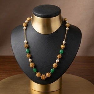 Collar Mala Antiguo de Plata 925 con Cuentas Verdes y Detalles de Perlas, Joyería Étnica Tradicional para Mujer - Product Image 2