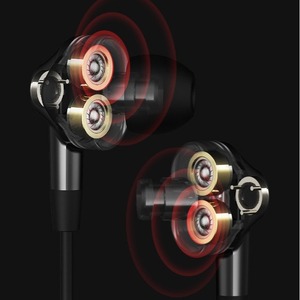Écouteurs de jeu filaires Edifier Hecate Gm360, double haut-parleur dynamique, intra-auriculaires avec microphone pour hommes - Product Image 1