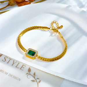 <span class=keywords><strong>Bracciale</strong></span> di alto livello di spessore prezioso <span class=keywords><strong>bracciale</strong></span> quadrato verde smeraldo <span class=keywords><strong>con</strong></span> diamanti gioielli in acciaio inossidabile da donna placcato oro 18k - Product Image 2