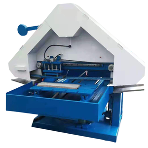 Machine de tréfilage de surface verticale en acier inoxydable métallique à bande abrasive plate automatique à plan <span class=keywords><strong>triangulaire</strong></span> CNC - Product Image 2