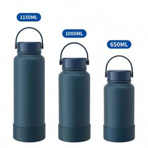 Navigate Bouteille d'eau isolée sublimation 2 couvercles 32 oz en acier inoxydable dans un gobelet en vrac - Product Image 1