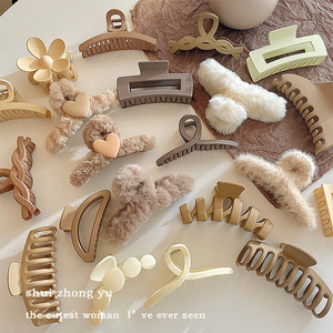 Elegancia francesa horquilla Otoño e Invierno disco de felpa clip de tiburón clip de agarre grande accesorios para el cabello horquilla Premium al por mayor - Product Image 3