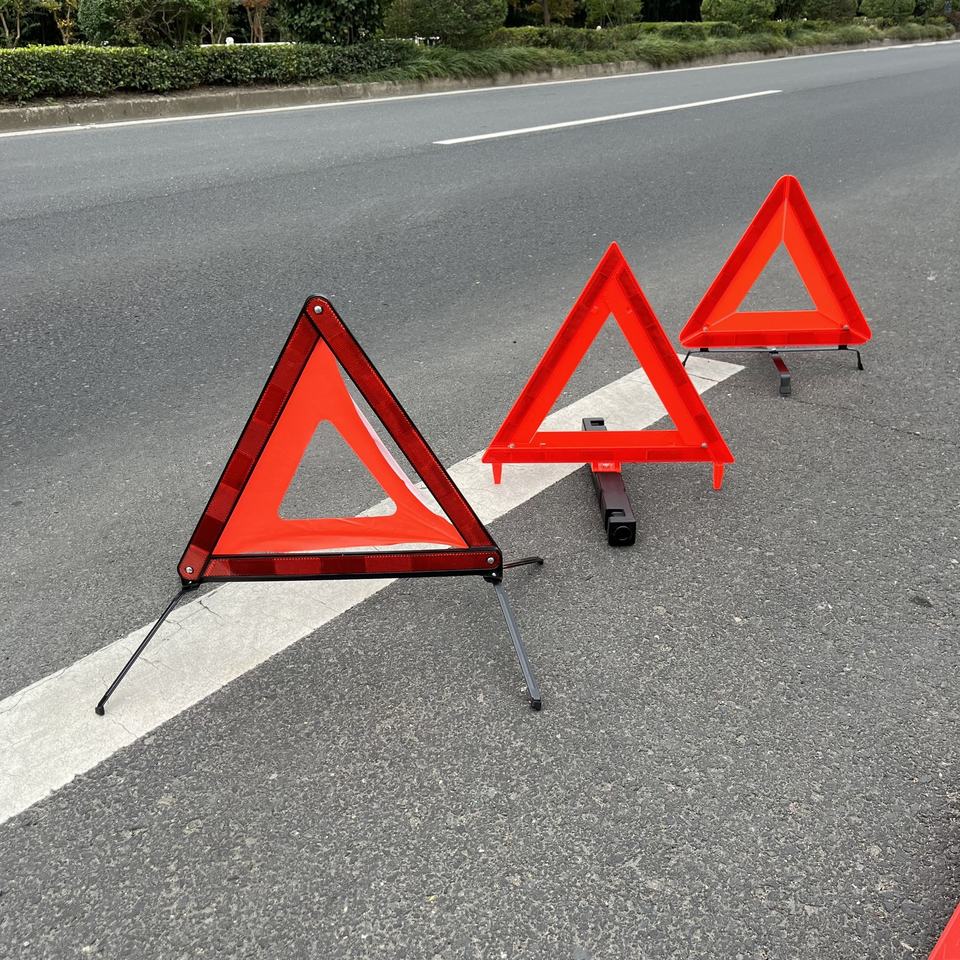 Warning Triangle Stand LUBA Reflective Car Emergency Warning Triangle Foldable Road Safety ...