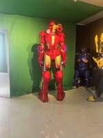 Robot rouge portable allumant des échasses Walker Robot Costumes Kryoman Stage Performance Show Costumes Led Robot Costume pour la fête