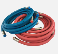Assemblage de tuyau EPDM utilisé pour la connexion interne des serveurs et des armoires dans les centres de données à refroidissement liquide