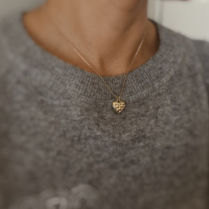 Collana con ciondolo a cuore trapuntato di lusso - Product Image 3