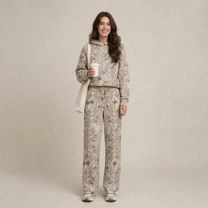 Ensemble de survêtement à capuche pour femme, imprimé floral beige, sweat-shirt décontracté et pantalon à cordon de serrage - Product Image 1