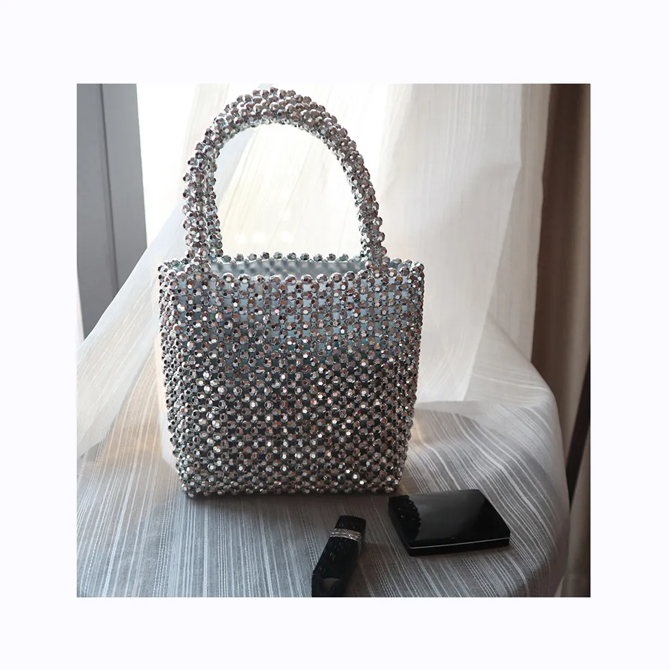 China Fashion Beach Holiday Woven Ladies Shoulder Bag Handmade Diamond Bead Silver Handbag