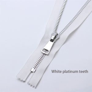 Vendita calda Hengda Factory Close End metallo 10cm argento Zip <span class=keywords><strong>ferro</strong></span> denti argento chiusura <span class=keywords><strong>cerniera</strong></span> scarpe con <span class=keywords><strong>cerniera</strong></span> top alta <span class=keywords><strong>cerniera</strong></span> - Product Image 2