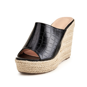 Mules compensées à plateforme peep toe avec semelle en paille en cuir PU pour femme – Chaussures d'été rehaussantes - Product Image 4