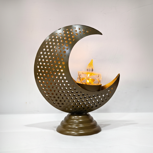 Portavelas de rejilla de Metal intrincado IronLace Flame Haven con recortes artesanales para una decoración elegante para sala de estar - Product Image 1