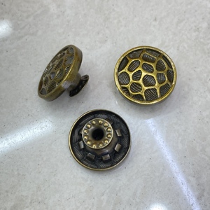 Biểu Tượng Tùy Chỉnh Dập Nổi Kim Loại Denim Jeans Buton Vintage Phong Cách Bronze Kẽm Hợp Kim Jeans Nút - Product Image 3
