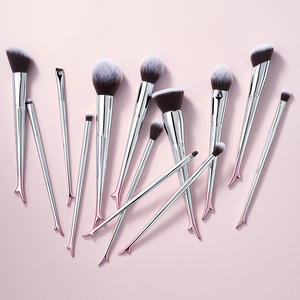 Ensemble de pinceaux de maquillage Apsara Deer, nouveau design, 9 pinceaux de qualité pour débutants, doux, vegan, logo personnalisé, essentiels quotidiens - Product Image 5