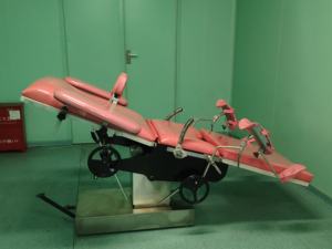 Venda quente Exame Ginecológico Tabela Operacional Preço Baixo Manual Maternidade Hidráulica Entrega Cirúrgica Cama Feita Elétrica - Product Image 6