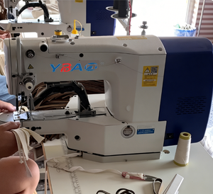 Machine à coudre électronique programmable à point noué plat à une aiguille haute vitesse YL-1900A (Machine à coudre à point de recouvrement) Neuve en fer - Product Image 4