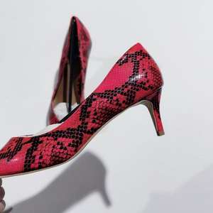 Zapatos de Tacón Alto con Punta en Pico y Diseño a Cuadros para Mujer, Transpirables, de Charol, Elegantes, Cómodos y a la Moda - Product Image 4