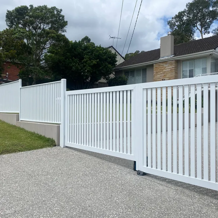 Modern Style Aluminum Slat Fence Panels Decorative Fence Panels Metal Aluminum Gates And Fences For Front Yards