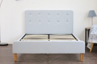 Cama Tapizada en Terciopelo Gris, Tamaño Queen, con Base Acolchada, Fácil de Montar, para Dormitorio, Hotel o Apartamento