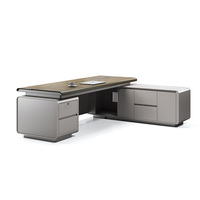 Bureau de direction moderne haut de gamme de luxe italien, en placage de noyer de qualité E0, MDF, bureau modulaire de grande taille pour immeuble de bureaux
