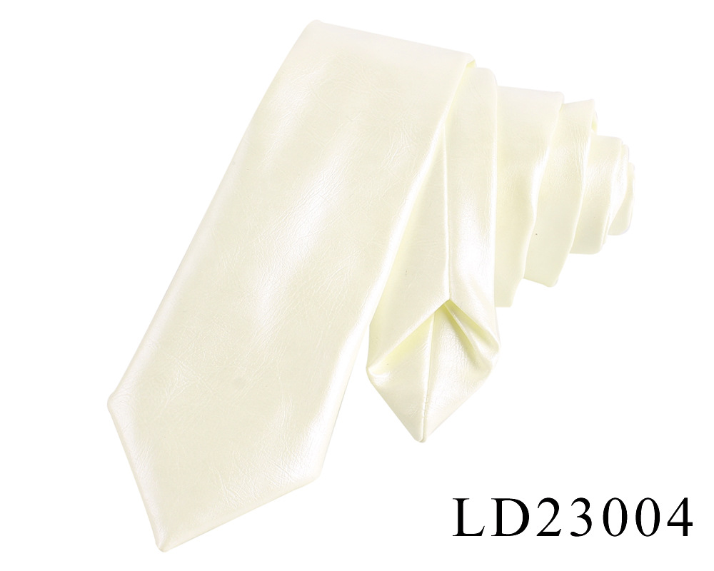 LD23004 white