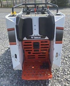 Minicargadora Bobcat Mt100 en Venta, Económica y en Excelentes Condiciones, con Máxima Durabilidad y Capacidad de Adaptable a Accesorios - Product Image 5