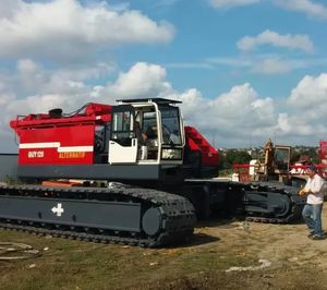 高出力のために装備された新しい<span class=keywords><strong>QUY120</strong></span> 120トンのクローラークレーン - Product Image 4