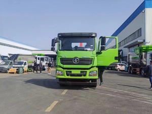 Usine coût SHACMAN 6x4 6x6 hors route 15m3 crochet bras <span class=keywords><strong>camion</strong></span> à ordures 18T corps balayé collecteur d'ordures <span class=keywords><strong>20m3</strong></span> crochet ascenseur <span class=keywords><strong>camion</strong></span> à ordures - Product Image 2