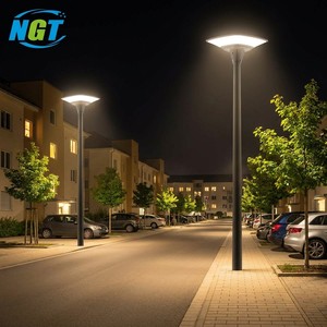 ไฟถนน LED พลังงานแสงอาทิตย์45วัตต์5000LM กลางแจ้งกันน้ำ IP65เสาเดียวพร้อมแบตเตอรี่438WH แผงผลึกโมโน - Product Image 1