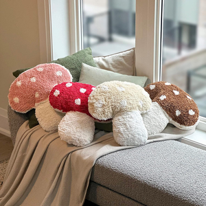 Furry tacheté rouge <span class=keywords><strong>parapluie</strong></span> 15 pouces touffeté doux en peluche champignon vif canapé-<span class=keywords><strong>lit</strong></span> décor embrasser décoration de la maison oreiller amusant - Product Image 2