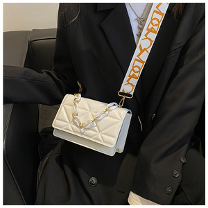 Großhandel Modische Designer Schulter-Mini-Handtaschen Kleine Satteltaschen für Mädchen Damen Geldbörsen und Umhängetaschen - Product Image 2