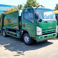 Camion de gestion des déchets Isuzu 6 tonnes 4x2 à moteur manuel, camion à ordures compacteuses de 6 m³ pour la collecte des déchets à vendre