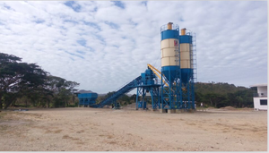 Mini Concrete Dry <strong>Mix</strong> <strong>Batching</strong> <strong>Station</strong> Two Aggregate Bins With Materials Weighing System Cement <strong>Hopper</strong> Storage Tank - Product Image 2