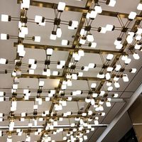 Luminaire de plafond géométrique de luxe pour projets de salles de réception