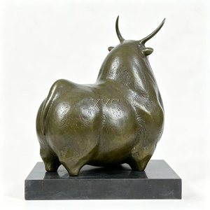 Escultura de toro estilo Botero de bronce y latón fundido a medida, de tamaño real, moderna, para jardín exterior, directamente de fábrica - Product Image 6