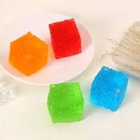 Jouet de relaxation et de décompression en forme de carré de sucre de malt, de pyramide en nid d'abeille et de boule d'herbe, à presser et à modeler, un jouet lento à décompresser intéressant