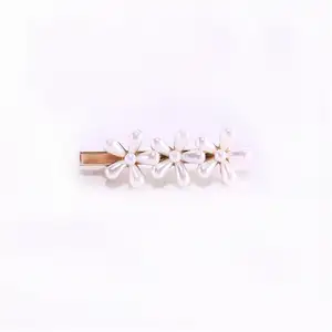 Butterfly Hair Clip Claw Chinese Plastic For Girls Acrylic Latest Star Alligator 2022 Pearl Metal Hairgrips Hair Clip Bag