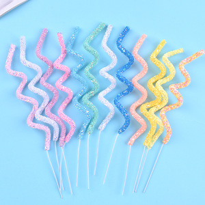 Ensemble chaud de 4 pièces bougies d'anniversaire torsadées spirale métallique Cupcake mince longues bougies de gâteau pour la décoration de fête de mariage d'anniversaire - Product Image 3