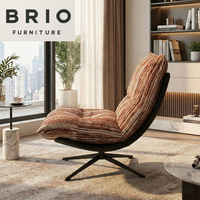 Fauteuil inclinable à bascule de style moderne pour les pauses déjeuner sur le balcon