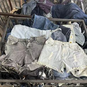 Shorts <span class=keywords><strong>de</strong></span> mezclilla <span class=keywords><strong>de</strong></span> verano para mujer, shorts <span class=keywords><strong>de</strong></span> mezclilla <span class=keywords><strong>de</strong></span> cintura alta y baja para mujer, paquetes <span class=keywords><strong>de</strong></span> <span class=keywords><strong>ropa</strong></span> usada al por mayor estilo coreano, <span class=keywords><strong>ropa</strong></span> usada Ukay - Product Image 2