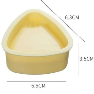 อุปกรณ์ให้อาหารแม่พิมพ์ Onigiri สามเหลี่ยม <span class=keywords><strong>เครื่อง</strong></span>ทําข้าวซูชิสําหรับอาหารชนิดบรรจุกล่องเบนโตะ - Product Image 4