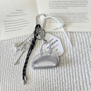 RW thời trang Hàn Quốc phong cách Ins Trắng ngựa bạc Mini PURSE nhựa Skateboard Móc Chìa Khóa Túi phụ kiện quyến rũ móc khóa - Product Image 5