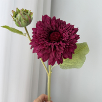 Fleurs artificielles réalistes bordeaux en soie et plastique, faites à la main, floquées, légères, pour décoration florale de mariage, de remise de diplôme et de Pâques